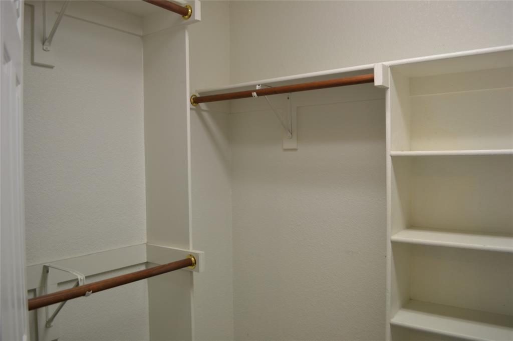 6005 Hidden Pine Lane Property Photo 11