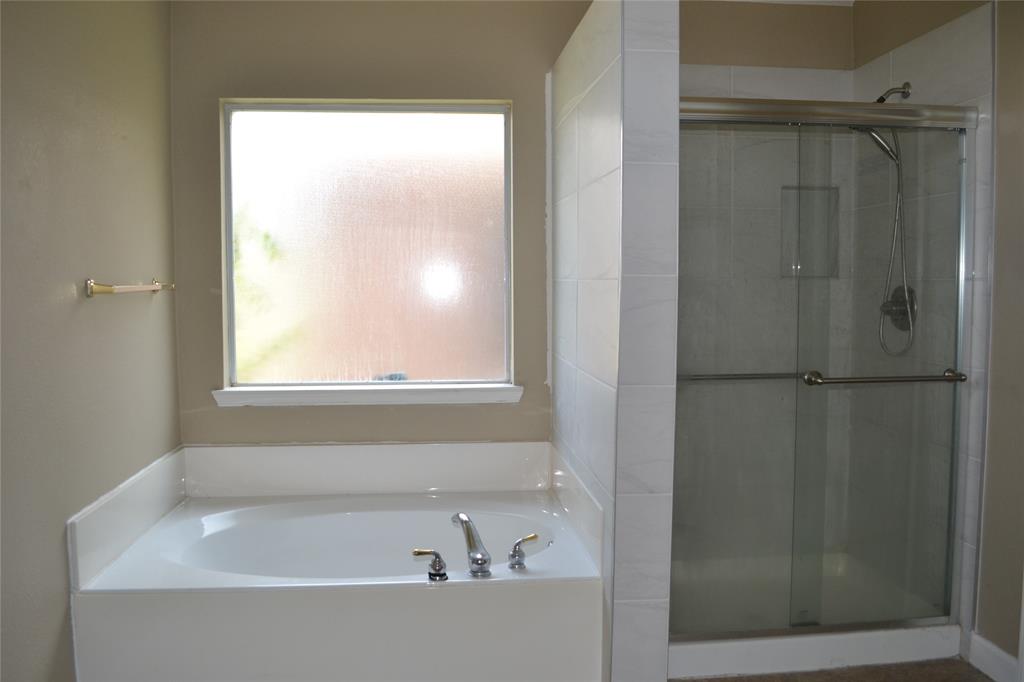 6005 Hidden Pine Lane Property Photo 13