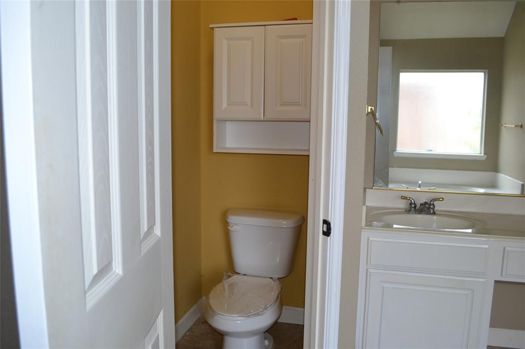 6005 Hidden Pine Lane Property Photo 14