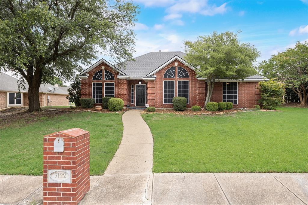 7122 Holden Drive Property Photo 1