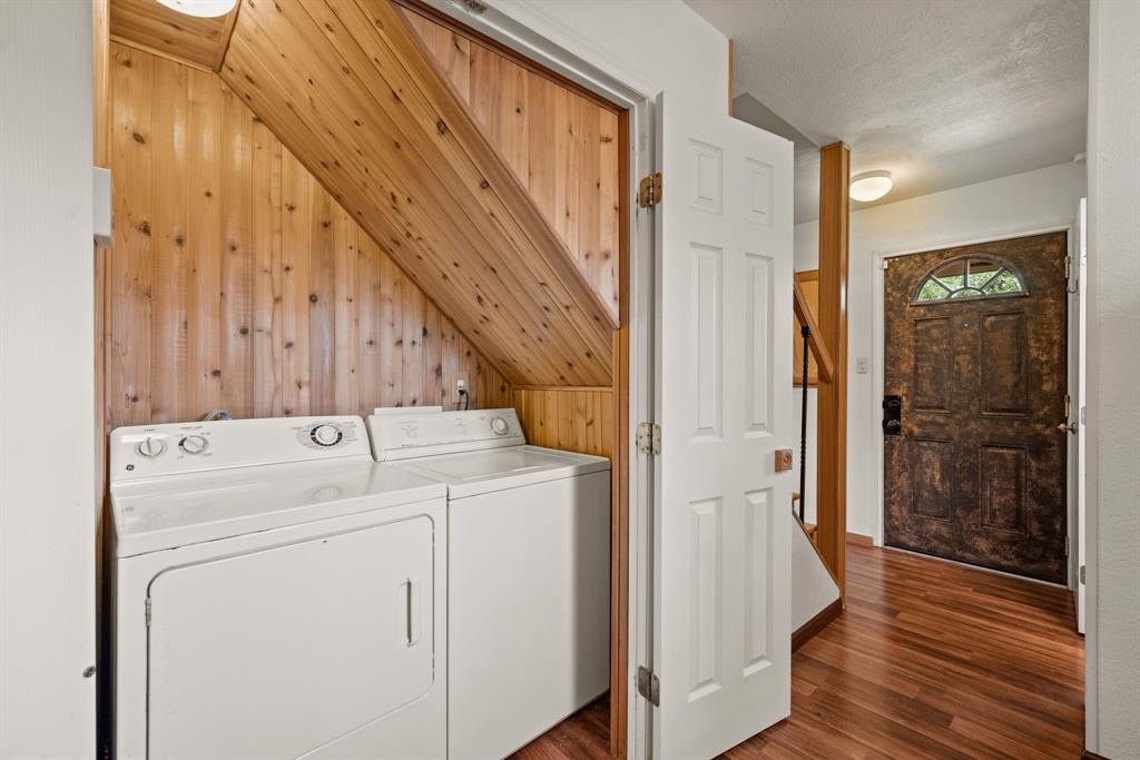 400 Titus Street Property Photo 17