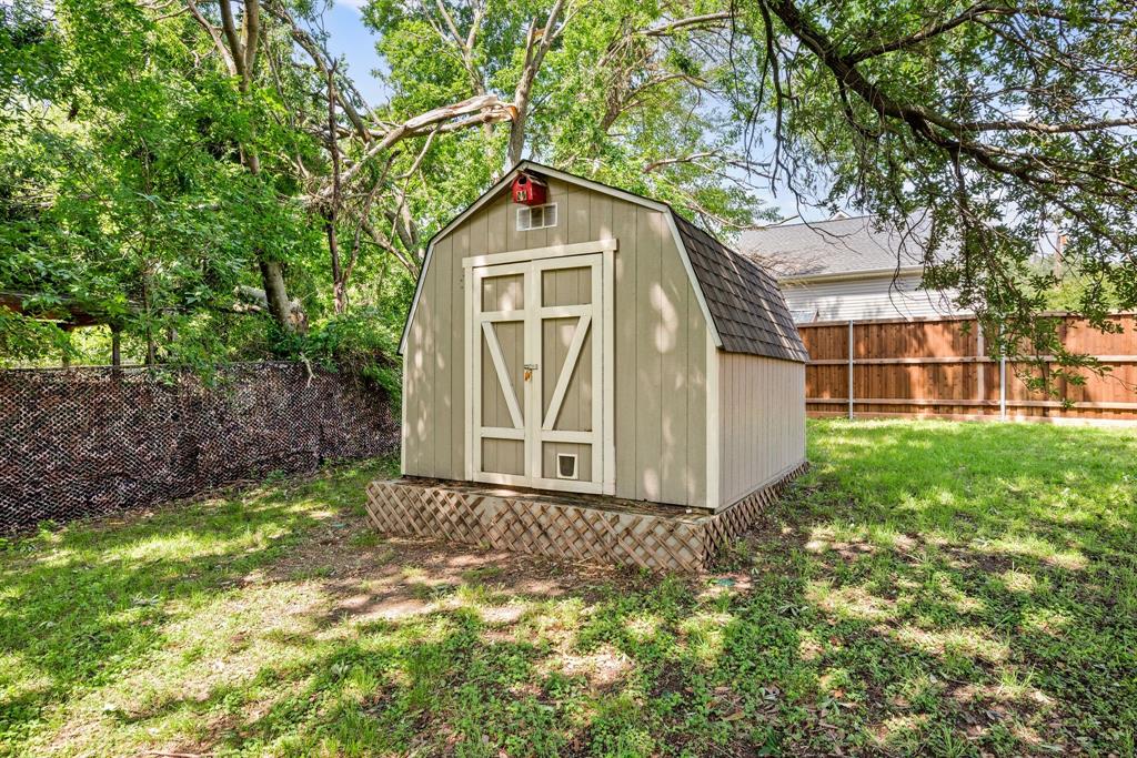 400 Titus Street Property Photo 30