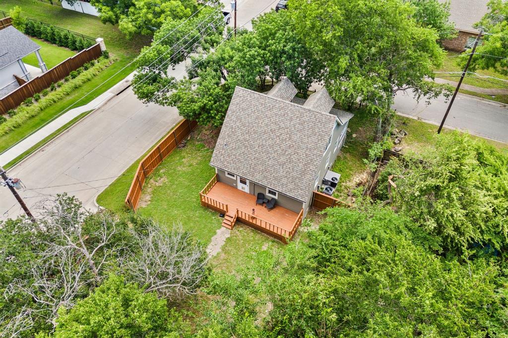 400 Titus Street Property Photo 34