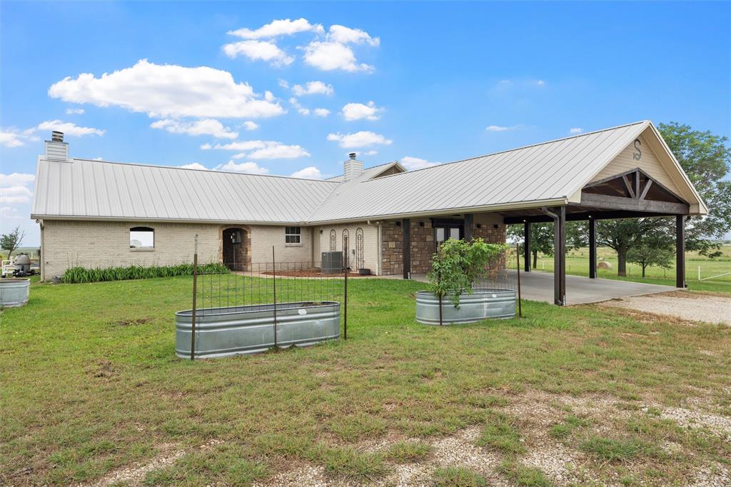3057 Holy Road Property Photo 5