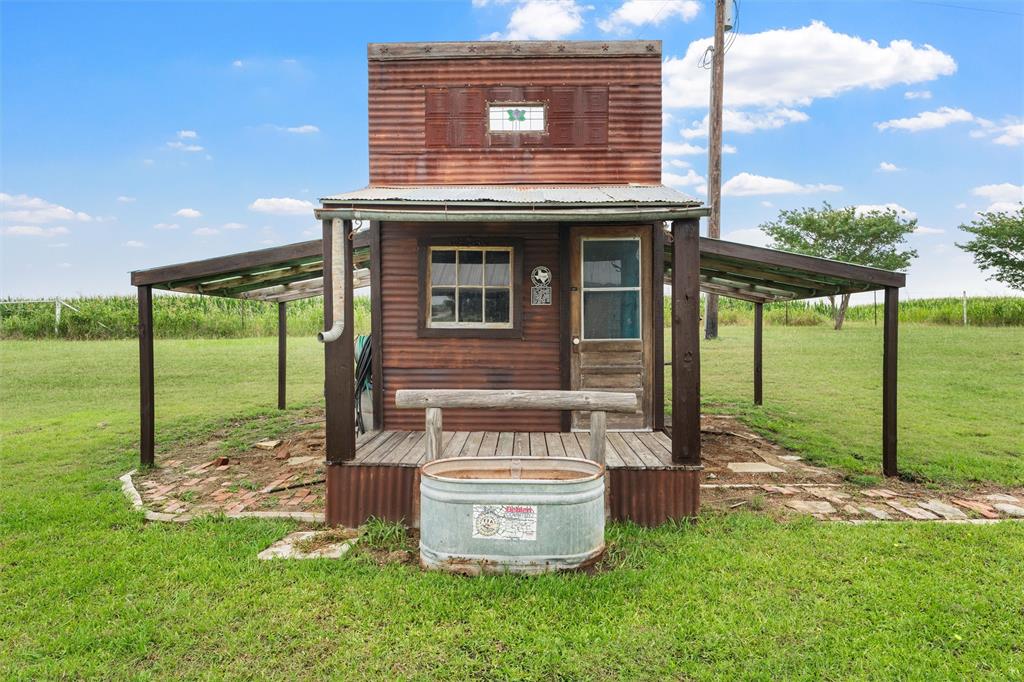 3057 Holy Road Property Photo 34