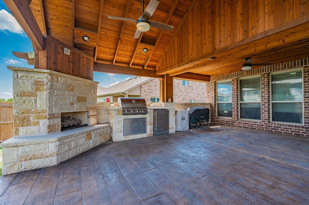 3814 Noblewood Drive Property Photo 1