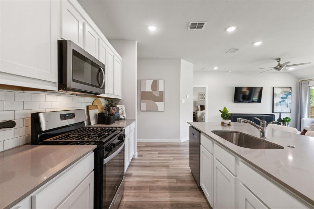 2002 Sandpiper Way Property Photo 6