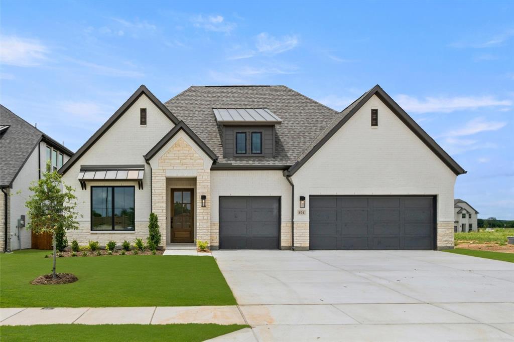 404 Fire Blade Property Photo 1
