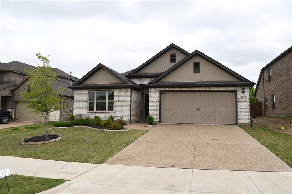 1311 Rosler Street Property Photo 1