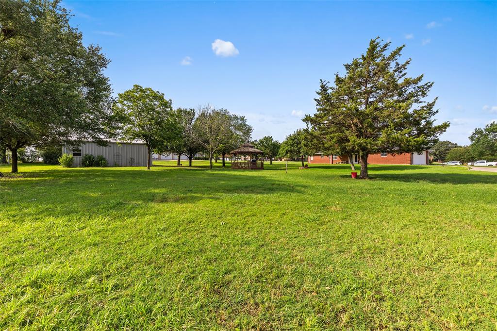 1419 Hinchliffe Road Property Photo 1