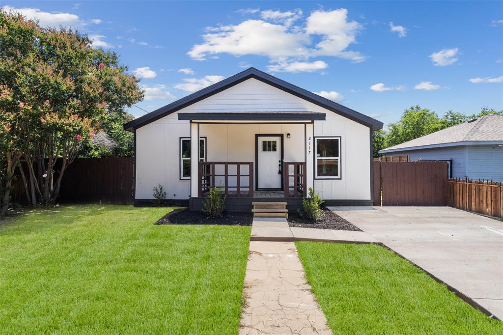 2117 Andrew Avenue Property Photo 1