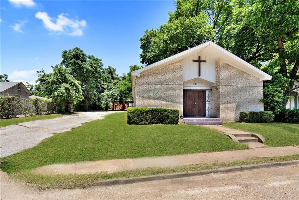 2311 Dathe Street Property Photo 2