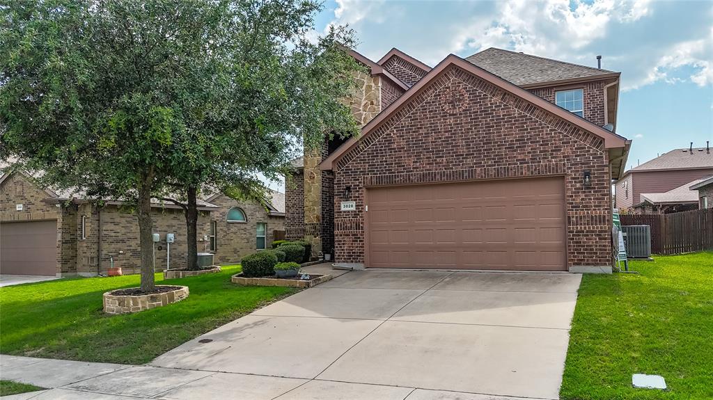 3028 Maple Creek Drive Property Photo 1