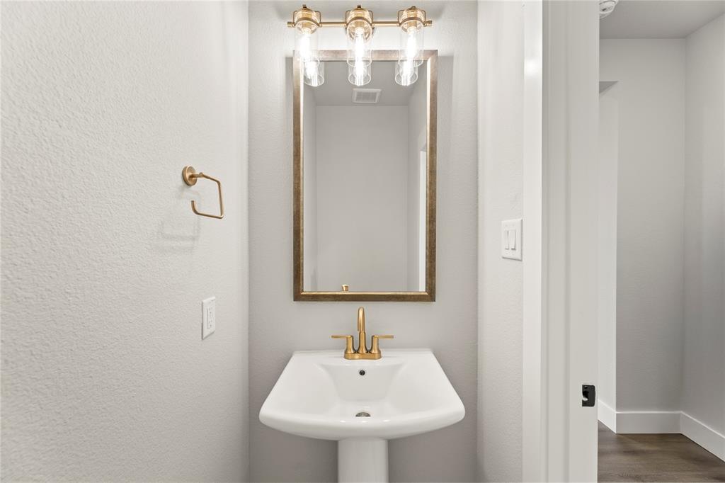 2904 Wheelhouse Way Property Photo 7
