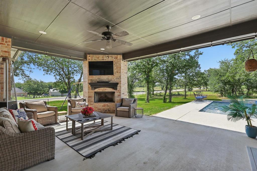 108 Wet Rock Road Property Photo 1