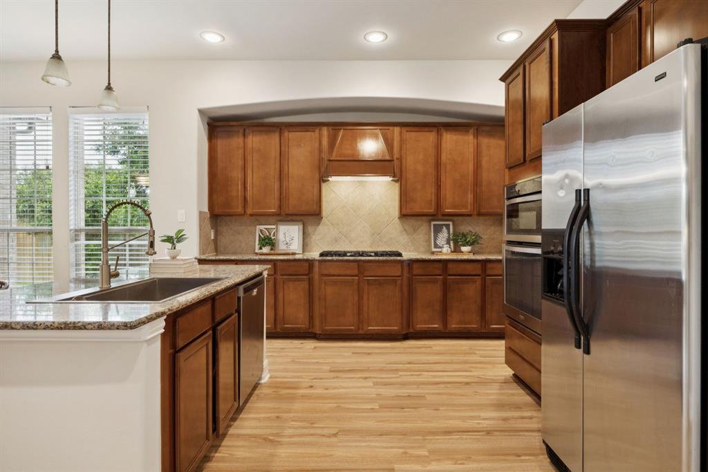 5809 Sterling Trail Property Photo 6