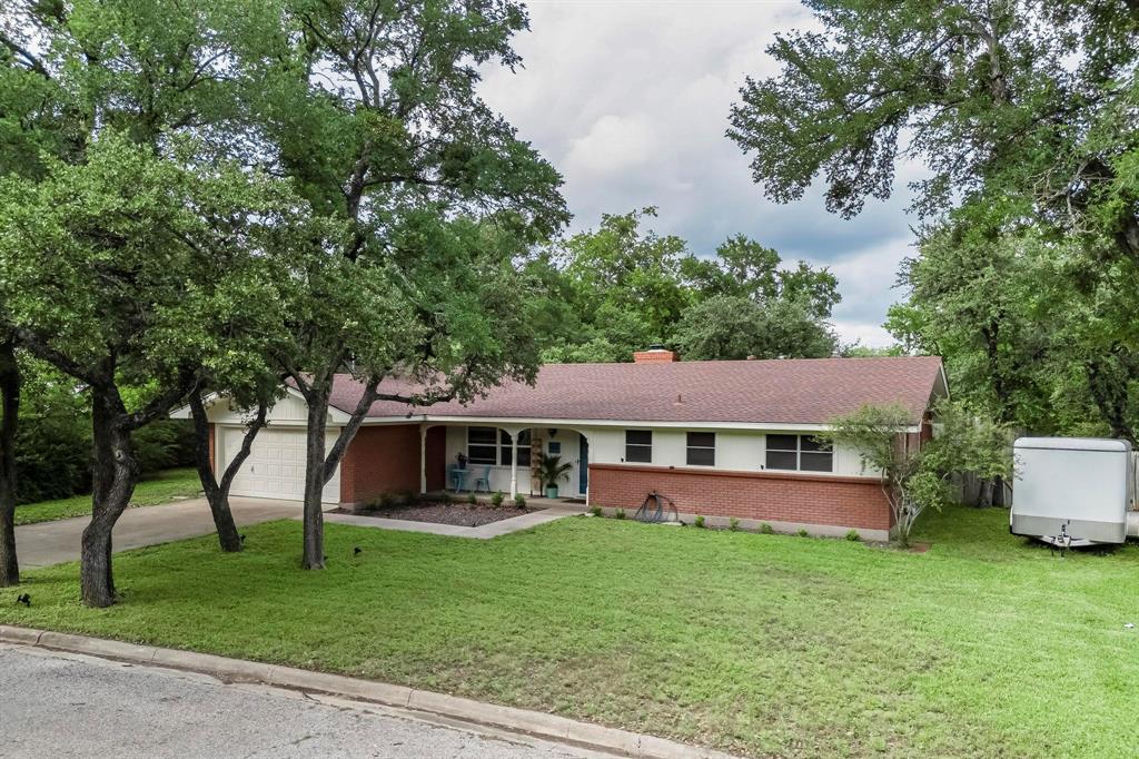 204 Cacti Drive Property Photo 1