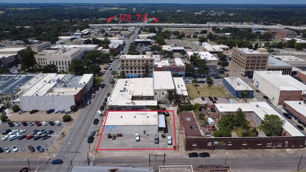 117 E Houston Street Property Photo 6