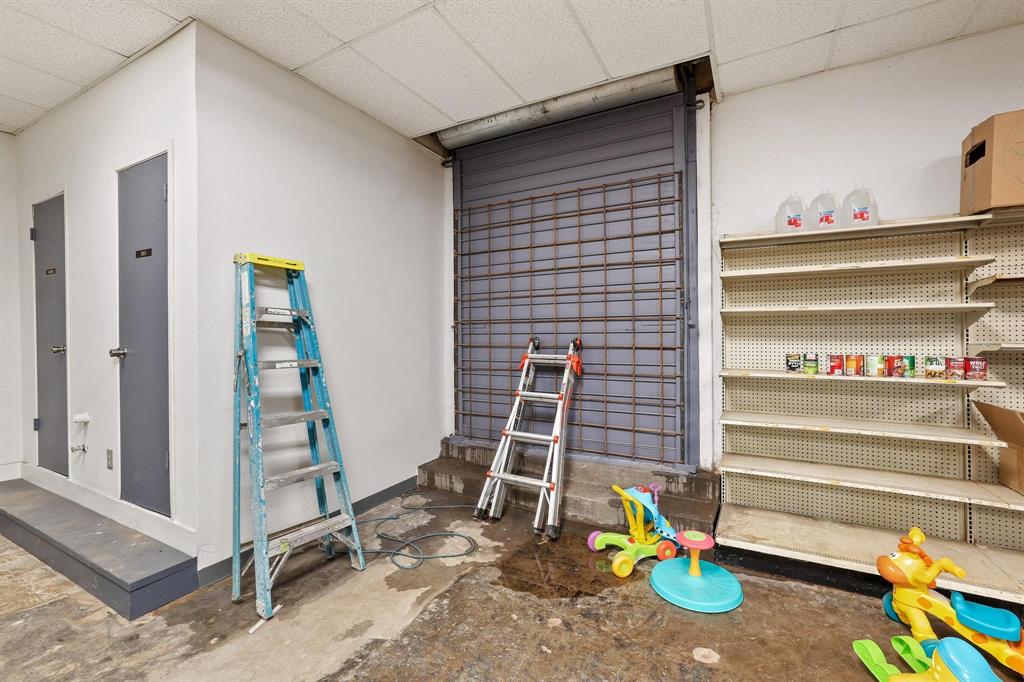 117 E Houston Street Property Photo 21