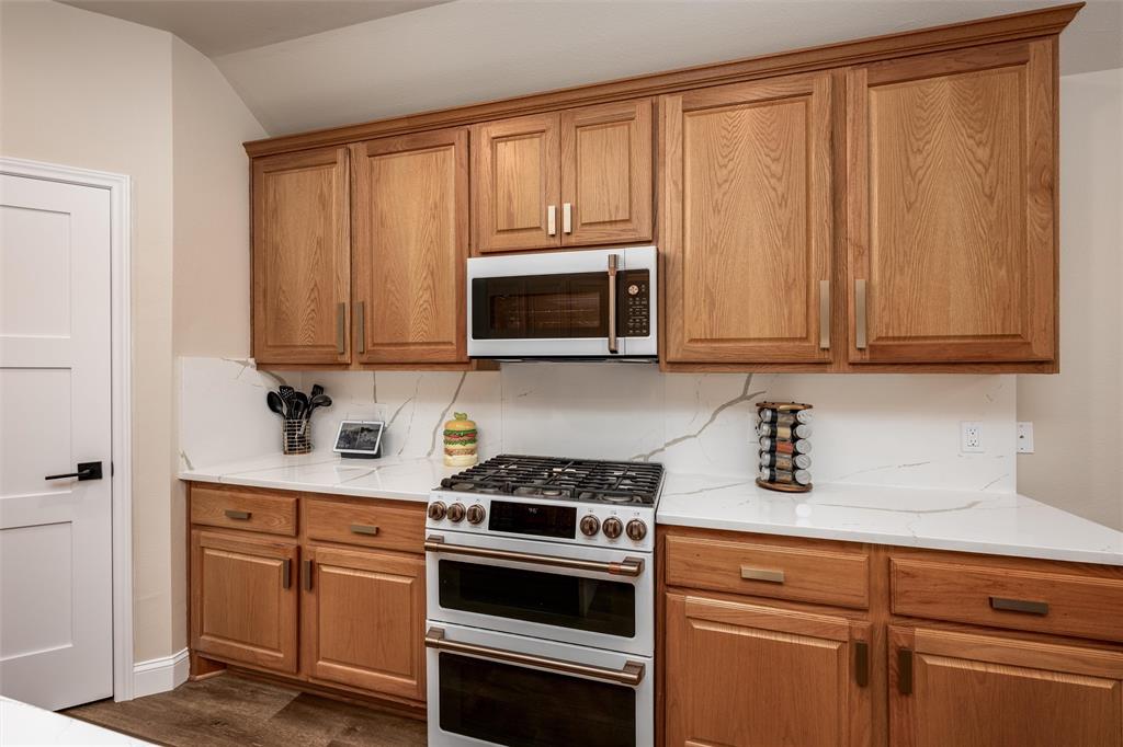 912 Thimbleberry Drive Property Photo 31