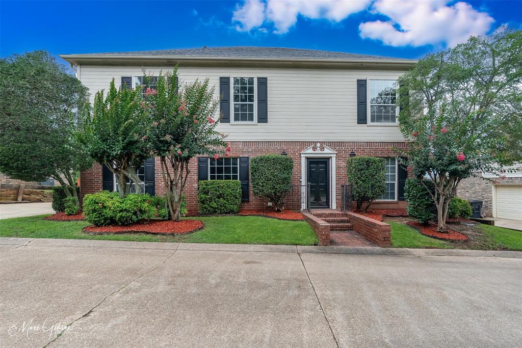 2050 Willow Ridge Boulevard Property Photo 1