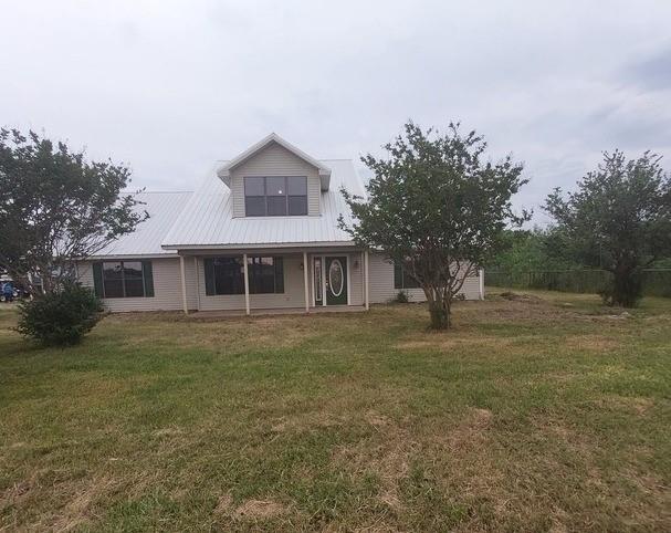 1062 Farm Road 3132