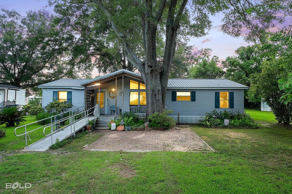 172 Vienna Parkway Property Photo 1