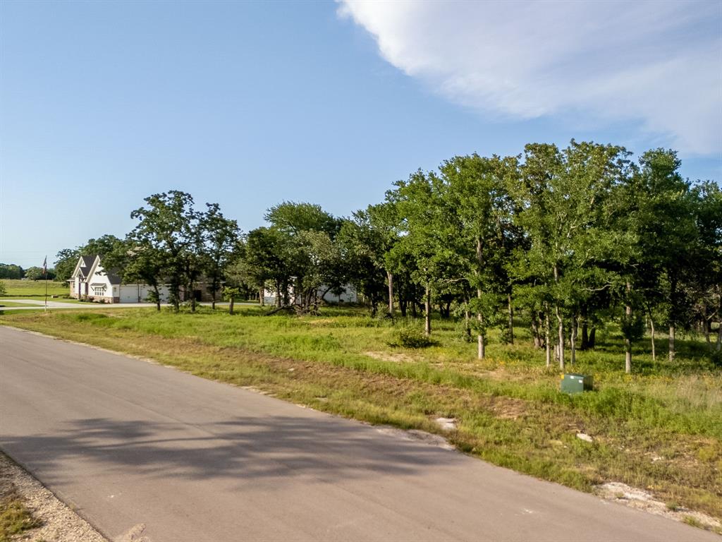 2124 Lacee Court Property Photo 16