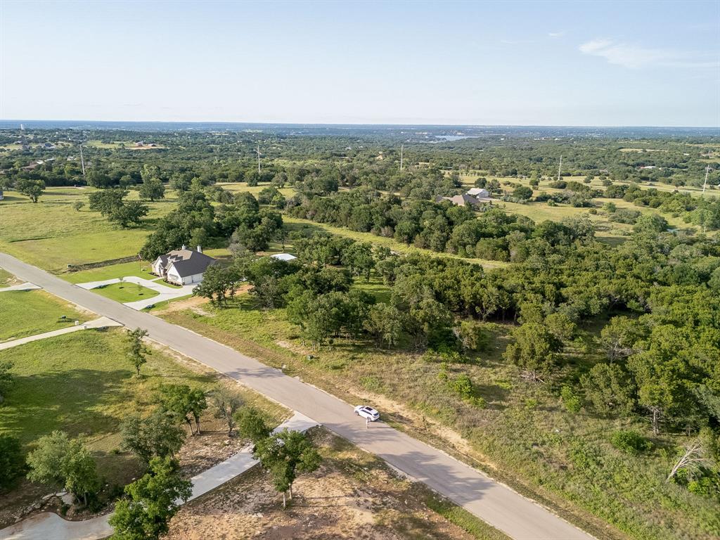 2124 Lacee Court Property Photo 19