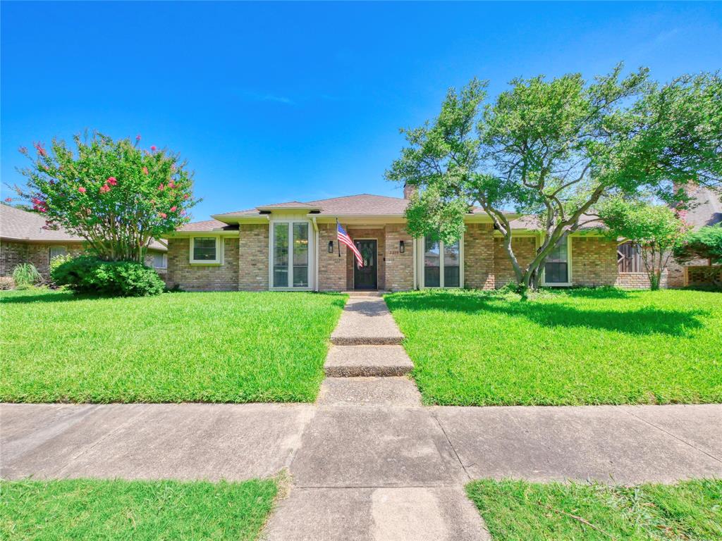 2219 Timberwood Property Photo 1