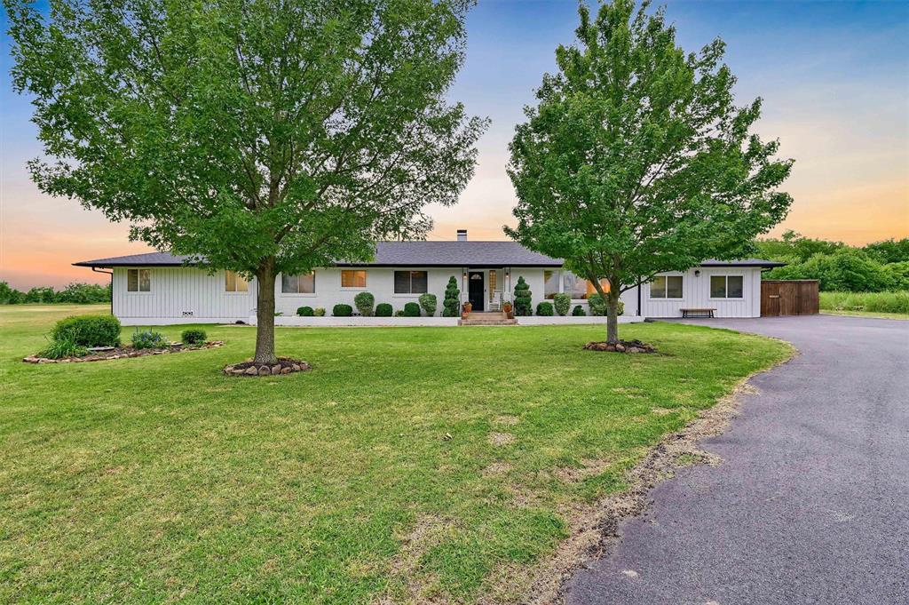 3300 Rex Cruse Drive