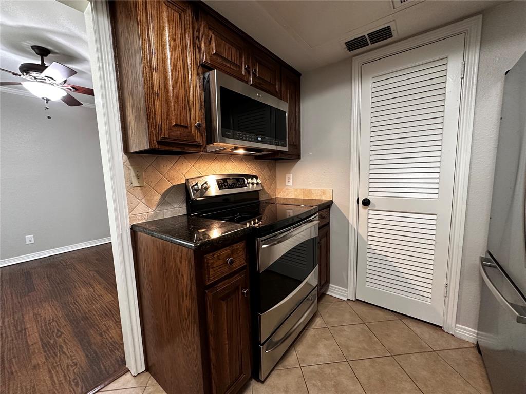 6451 Oriole Drive Property Photo 16