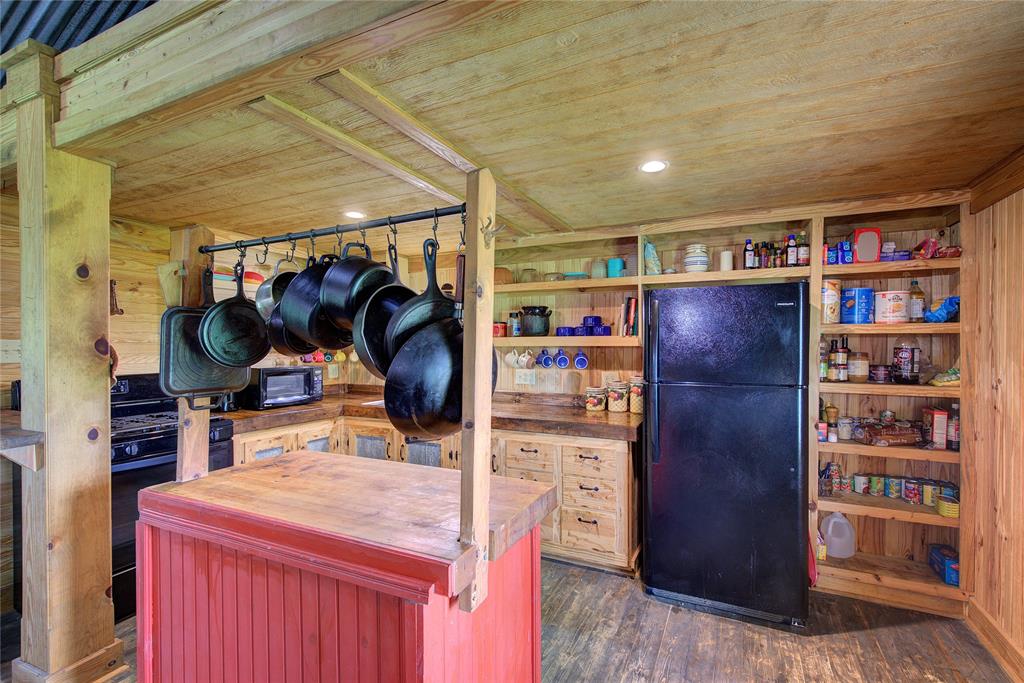 470 County Road 4930 Property Photo 14