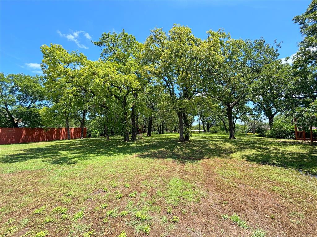 905 Bennett Drive Property Photo 11