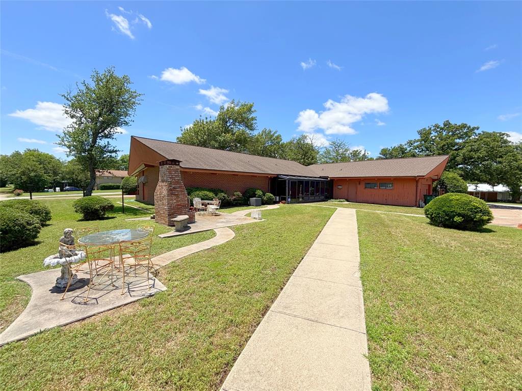 905 Bennett Drive Property Photo 13
