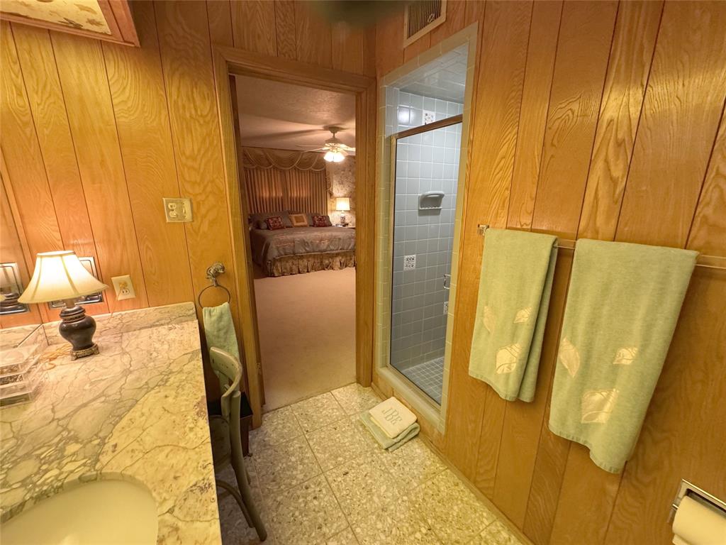 905 Bennett Drive Property Photo 32