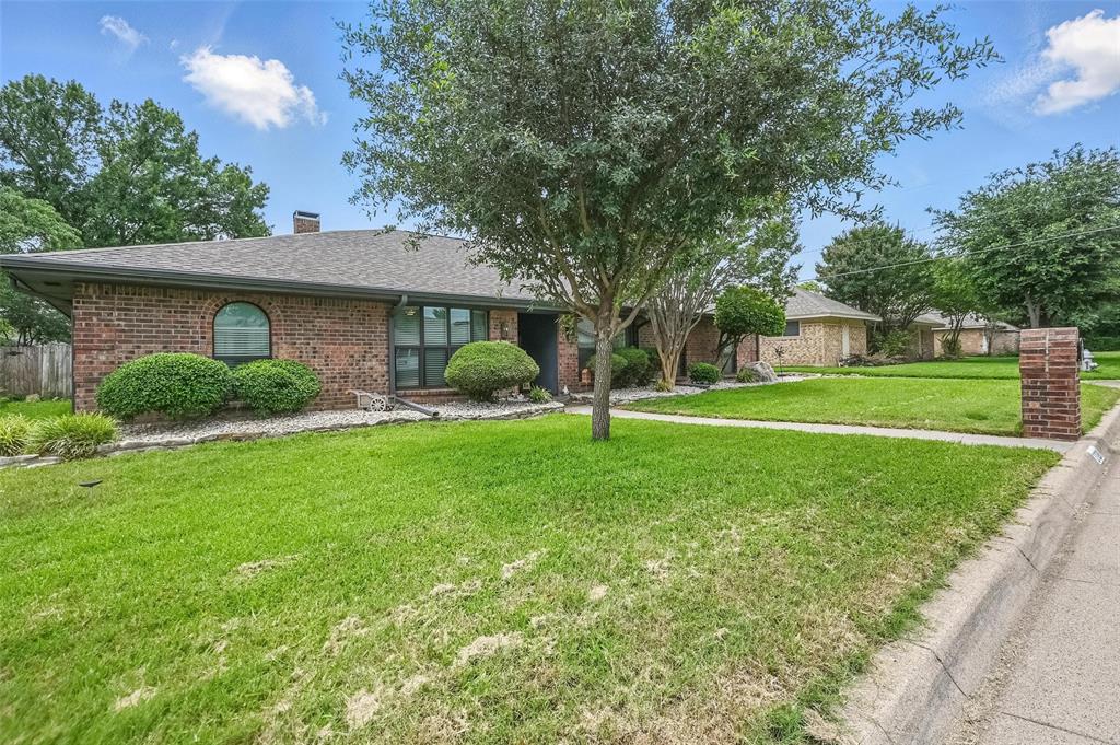 1020 Auburn Drive Property Photo 3