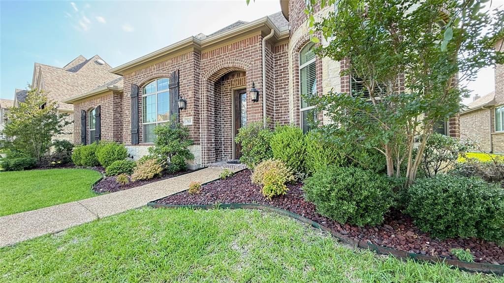 7611 Ridgebluff Lane Property Photo 1