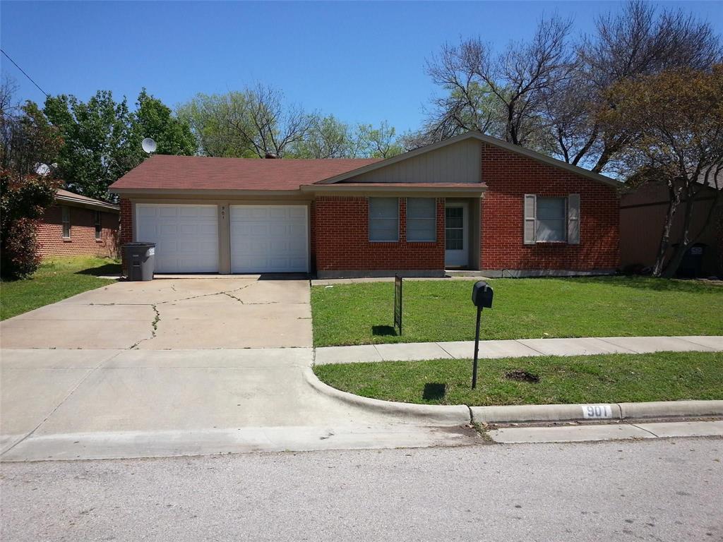 901 Memorial Drive Property Photo 1
