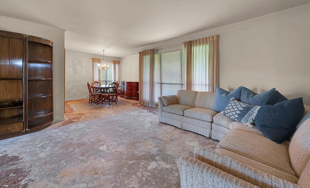 2832 Wooded Acres Drive Property Photo 8
