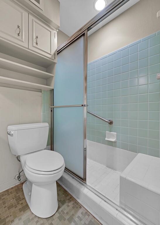 2832 Wooded Acres Drive Property Photo 21
