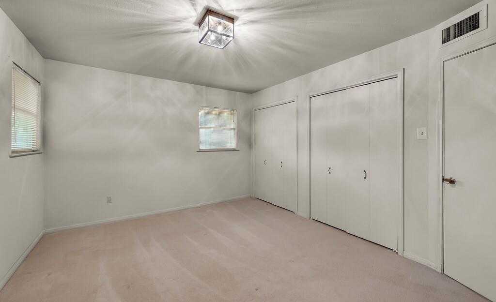 2832 Wooded Acres Drive Property Photo 24