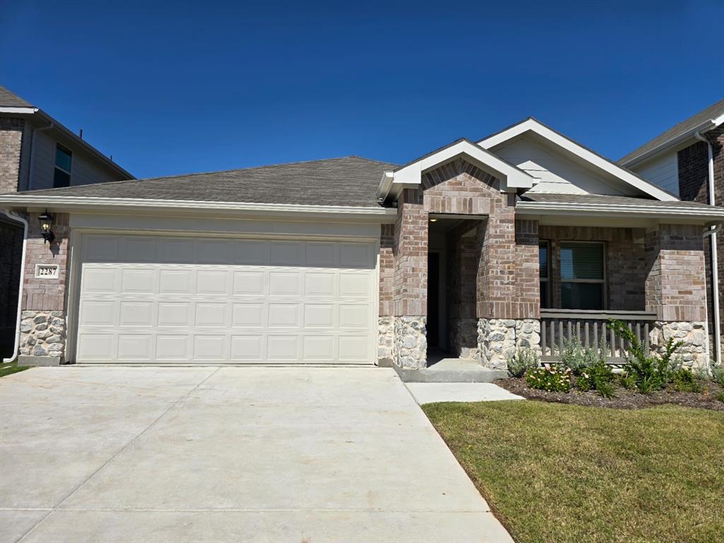 2287 Cliff Springs Drive Property Photo 1