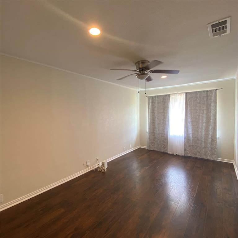 313 Wall Street Property Photo 12