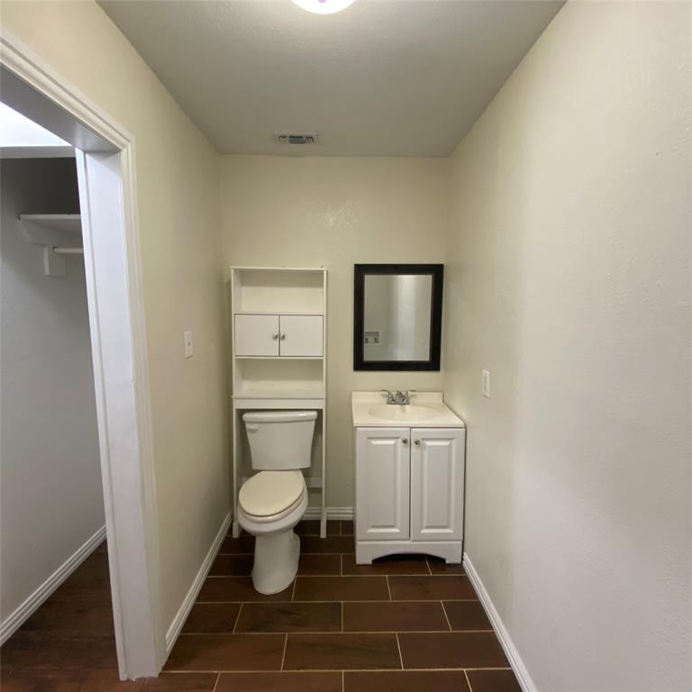 313 Wall Street Property Photo 14