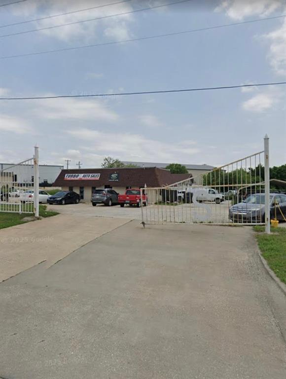 1101 S State Highway 78 Property Photo 3