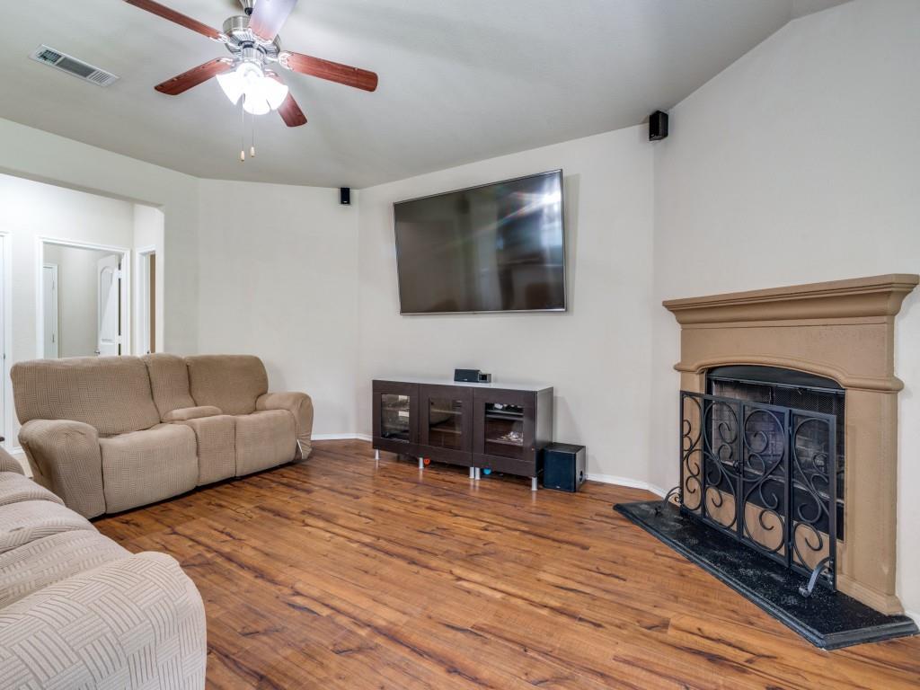 1801 Burl Lane Property Photo 6