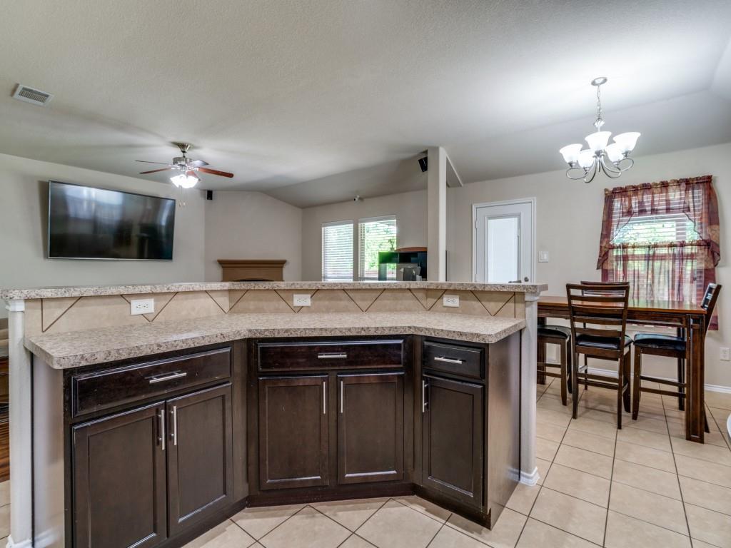 1801 Burl Lane Property Photo 11
