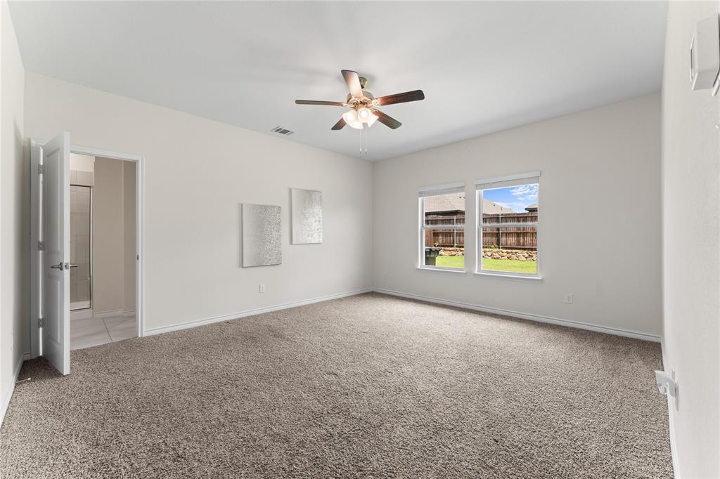706 Willow View Way Property Photo 14