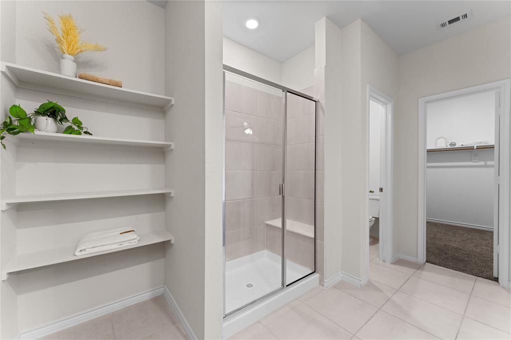 706 Willow View Way Property Photo 18